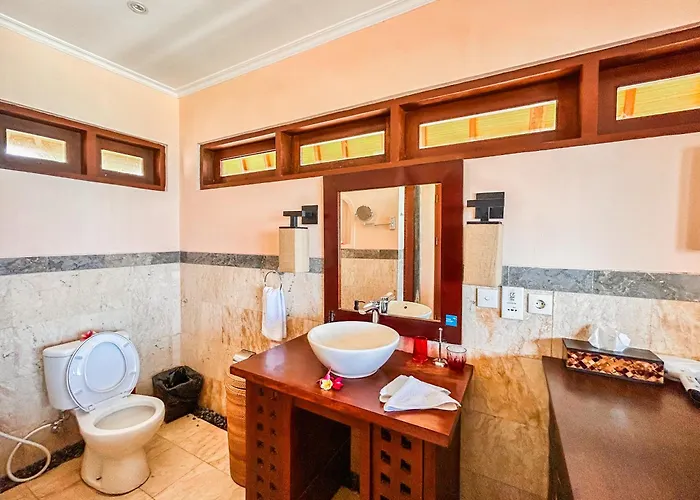 Villa Talia Vashti - Oceanfront With Private Sea Access, Pool & Cook *