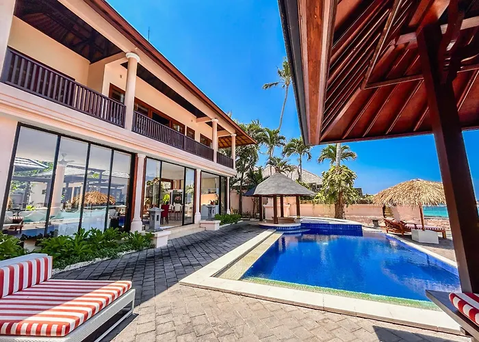 Talia Vashti - Oceanfront With Private Sea Access, Pool & Cook