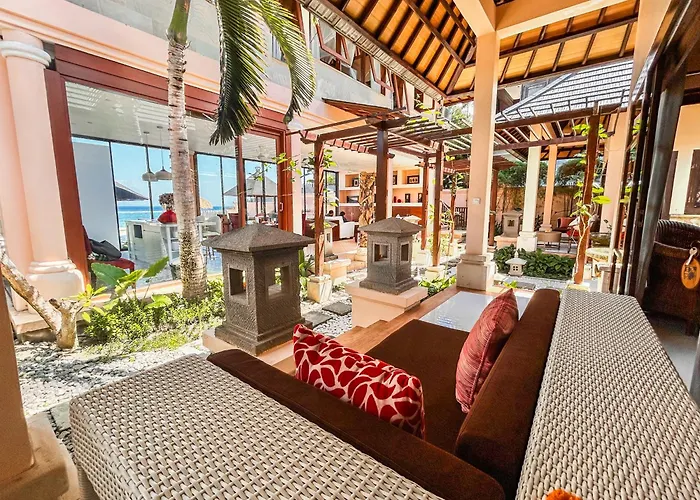 Villa Talia Vashti - Oceanfront With Private Sea Access, Pool & Cook Candidasa